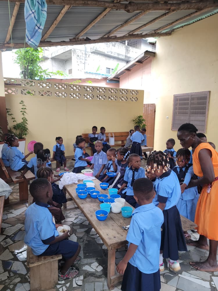 WhatsApp Image 2025-09-23 at 23.59.01 (1) WhatsApp Image 2025-09-23 at 23.59.01 (1)